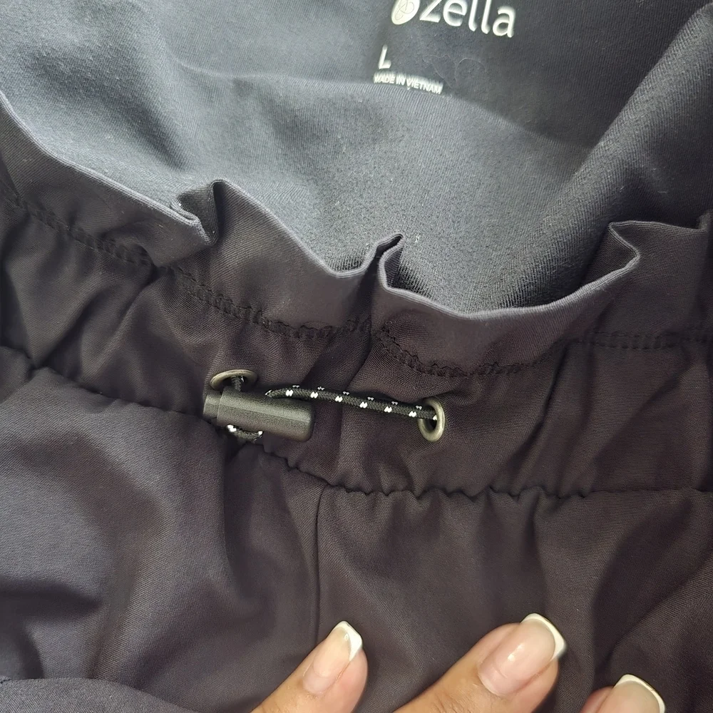 Zella Women's Black Athletic Shorts - Picture 8 of 10
